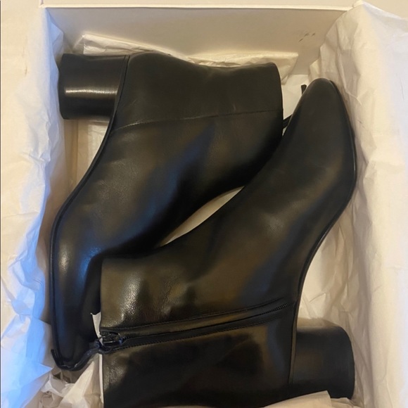 Isabel Marant Black Danay Leather Ankle Boots - Picture 10 of 11